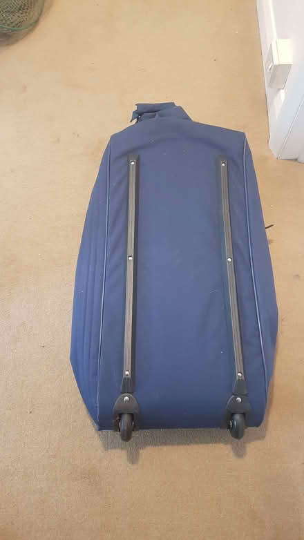 Photo of free luggage on wheels (Polegate BN26) #2