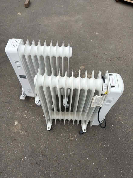 Photo of free Vonhaus radiators 2x (Harpenden AL5) #1