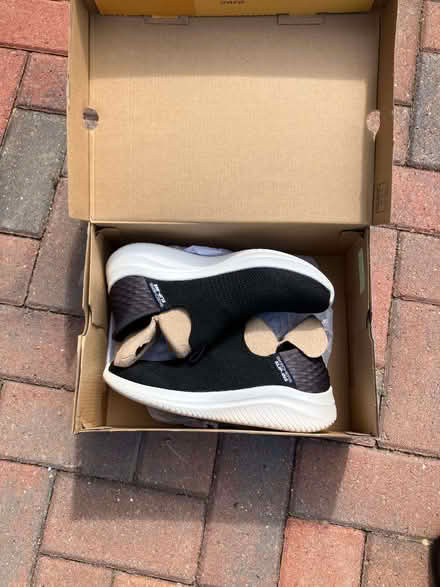 Photo of free Ladies Skechers Slip-ins size UK 6.5 (Brickhill MK41) #2