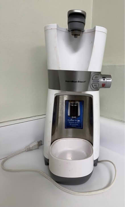 Photo of free Hamilton Beach Coffee Maker (1075 Valencia Avenue) #1