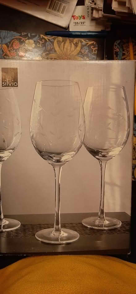Photo of free Wine glasses (set of 4) (Leslieville) #1