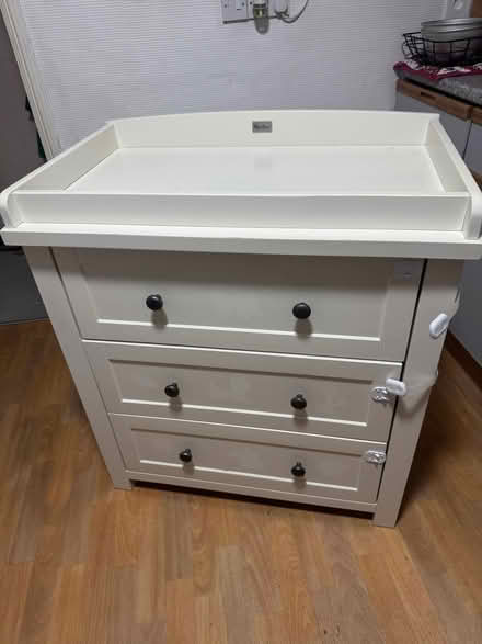 Photo of free Silver Cross Baby changing table and chest of drawers (Headington OX3) #4