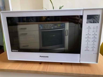 Photo of free Panasonic microwave - NN-CT55JW (Dowanhill G11) #1
