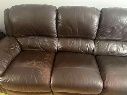Photo of free 3 seater couch (Gwersylt) #1