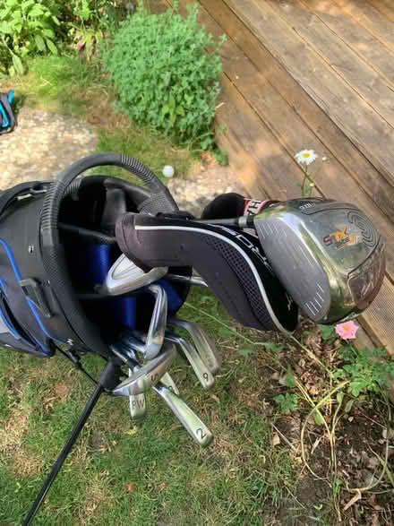 Photo of free golf clubs and bag (Combe Down BA2) #2