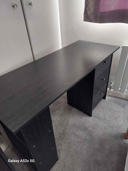 Photo of free Desk (Burgess hill RH15) #3