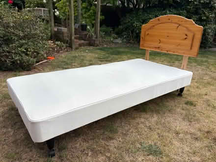 Photo of free Single bed base and headboard (Hertford SG13) #1