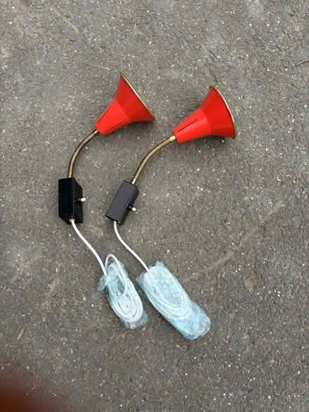 Photo of free Mid Century Modern lights (Harpenden AL5) #1