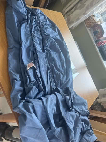 Photo of free King size fitted sheet (Coley RG30) #1