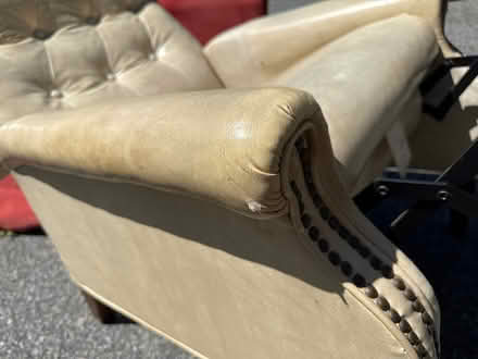 Photo of free Vintage Leather recliner (Rising Sun) #4