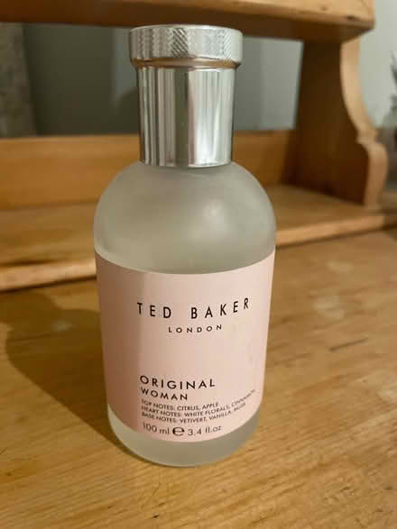 Photo of free Perfume (WR13 Berrow) #1