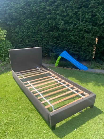 Photo of free Fabric single bed (Stoke on Trent ST6) #2