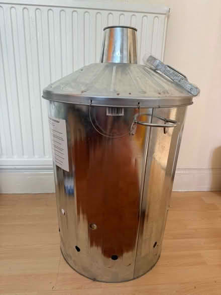 Photo of free Large Incinerator Metal Bin (Eastfields CR4) #1