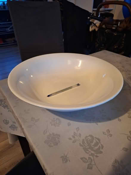 Photo of free Ceramic bowl (Stepaside) #1