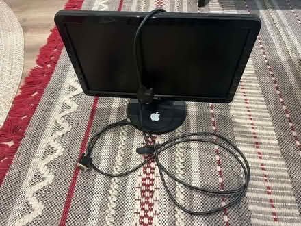 Photo of free Dell 19inch LCD Monitor with stand (Deptford SE8) #3