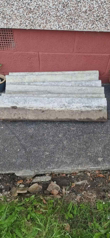 Photo of free Edging stones and rubble (Cardonald G52) #4