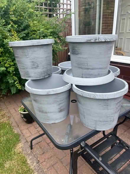 Photo of free Garden pots with trays (Handsworth awood B20) #1