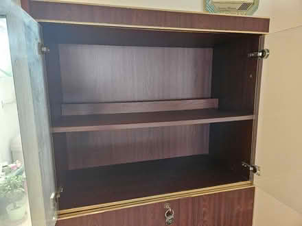 Photo of free Display Cabinet (West Watford WD18) #3