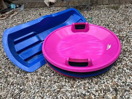 Photo of free 5 sledges (Fobbing SS17) #1