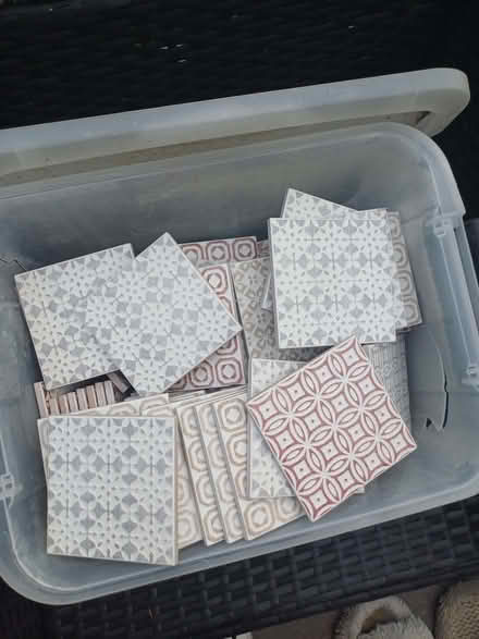 Photo of free Selection of beautiful tiles 10x10cm (Wood Green N22) #2