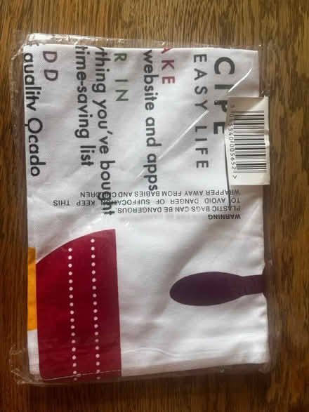 Photo of free Brand new tea towel (Tottenham, N17) #1