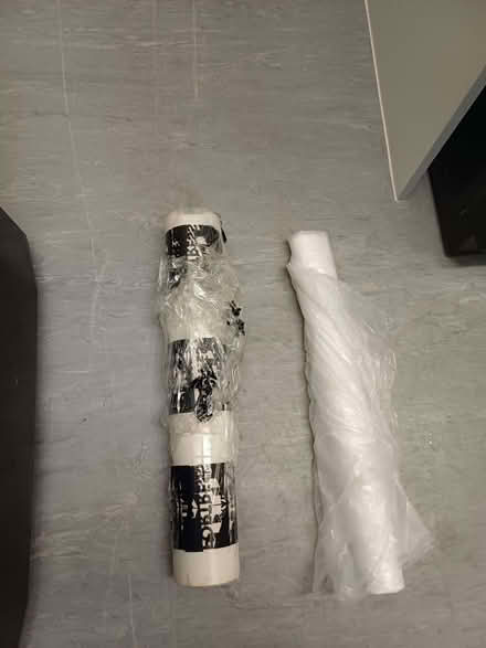 Photo of free Floor/decorative covering (Wood Green N22) #1