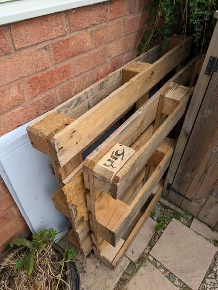 Photo of free Pallets (Royal Leamington Spa CV32) #1