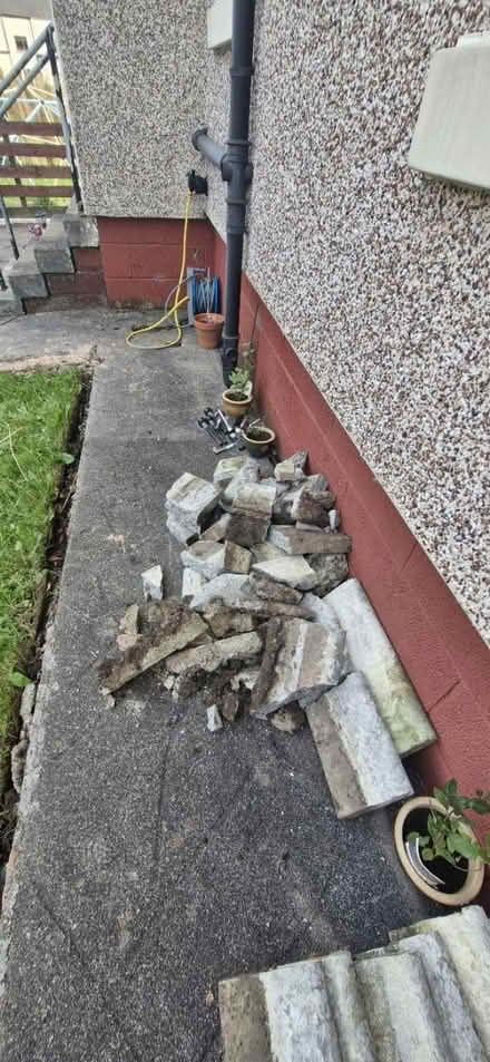 Photo of free Edging stones and rubble (Cardonald G52) #3