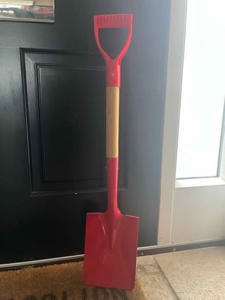 Photo of free Child garden spade (Bath, BA2 (Riverside)) #1