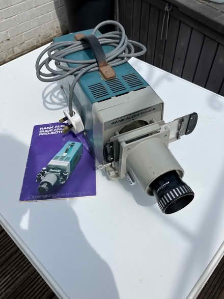 Photo of free Slide projector (Catchgate Plantation NN12) #2