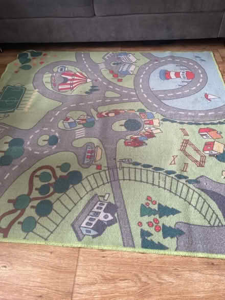 Photo of free Kids playing carpet (N19) #2