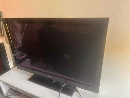 Photo of free Samsung TV (Bethel Green E1) #1