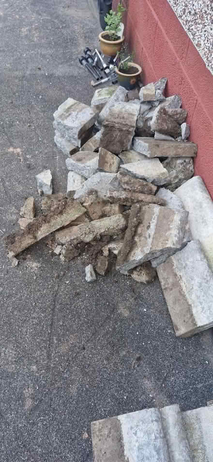 Photo of free Edging stones and rubble (Cardonald G52) #2
