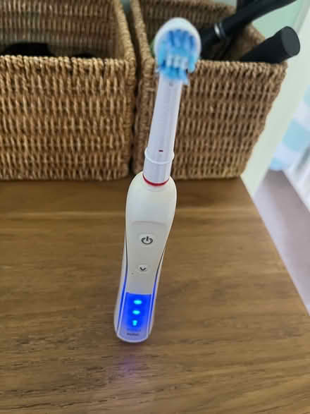 Photo of free OralB bluetooth electric toothbrush (CH43) #1