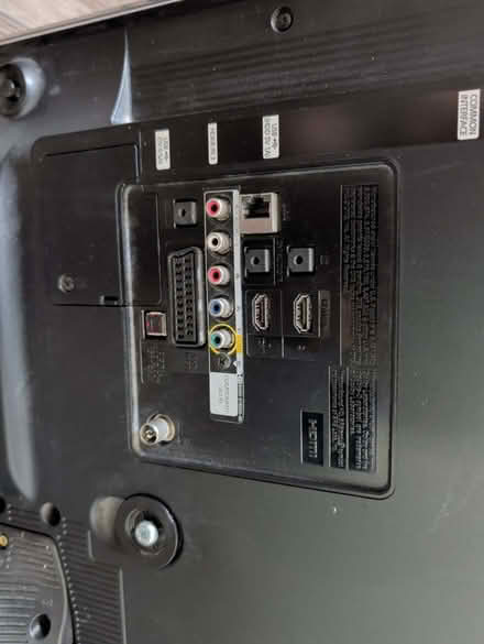 Photo of free Samsung 32" TV (Codicote SG4) #2