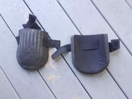 Photo of free Knee pads (Gatineau J8X2Z4) #1