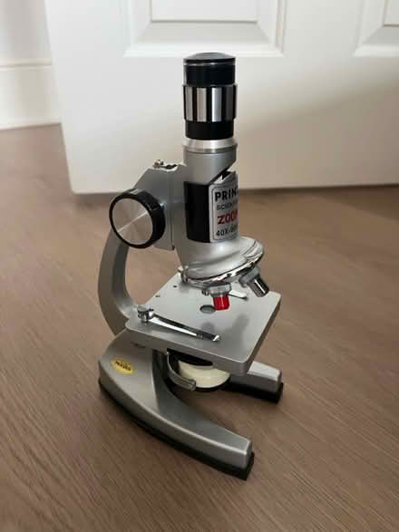 Photo of free Children’s microscope (W13) #4