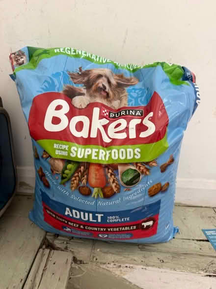 Photo of free Bakers dog food (N1) #1
