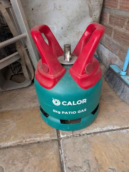 Photo of free Gas bottle (Harrold Bedford) #1