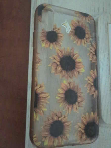 Photo of free iPhone x/X's case (Carling) #1