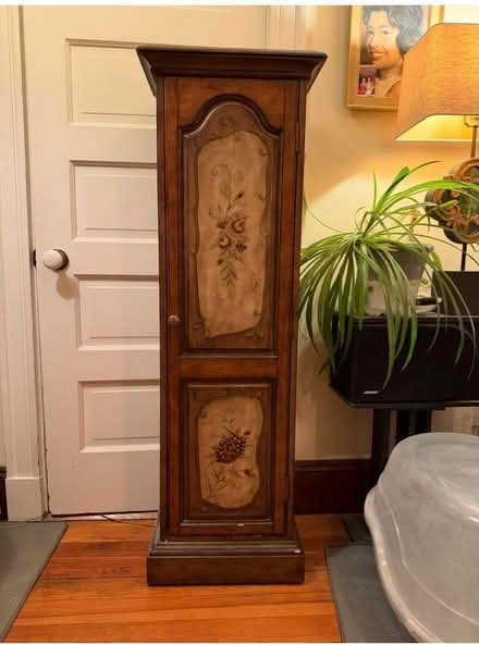 Photo of free compact disc cabinet (Davis Sq) #1
