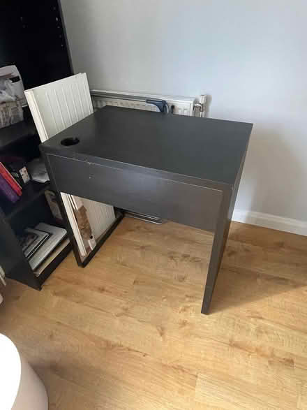 Photo of free Desk (N7 7EZ) #1