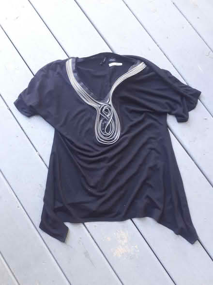 Photo of free Tshirt (Gatineau J8X2Z4) #1