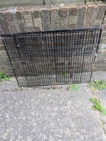 Photo of free expanding fireguard (BA5 Wells,) #2