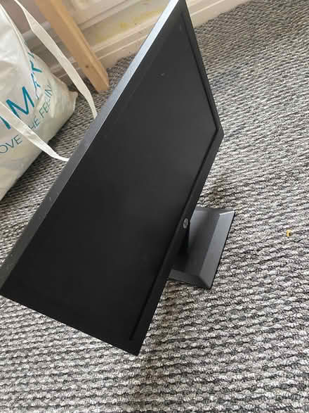 Photo of free HP 19" Monitor (L14 Dovecot) #1