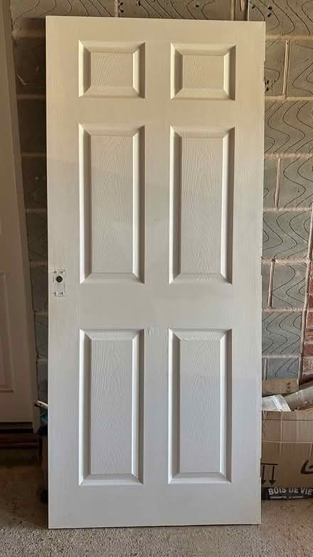 Photo of free Door with handle and hinges (Fernwood NG24) #1