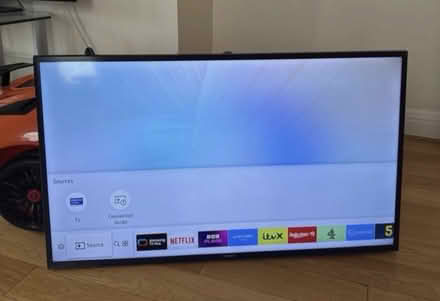Photo of free Smart Tv 42 inch (Ball Hill CV2) #2