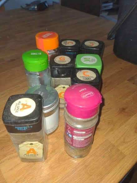 Photo of free Old empty spice and herb jars (Heaton Park M25) #1