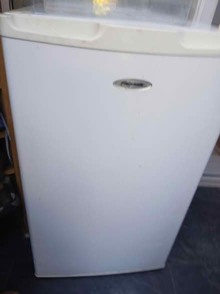 Photo of free Freezer (B61 9HP) #1