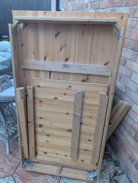 Photo of free Extending Wooden Table (Great Sutton CH66) #1